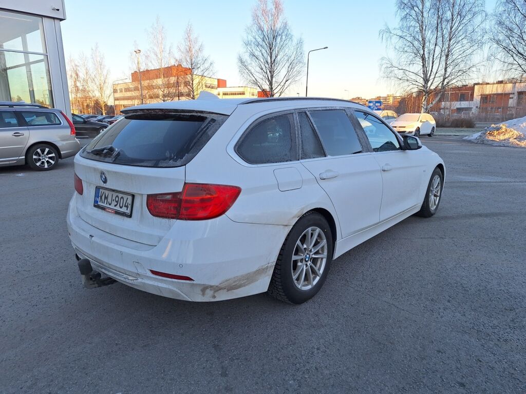 BMW 320 2013 Valkoinen