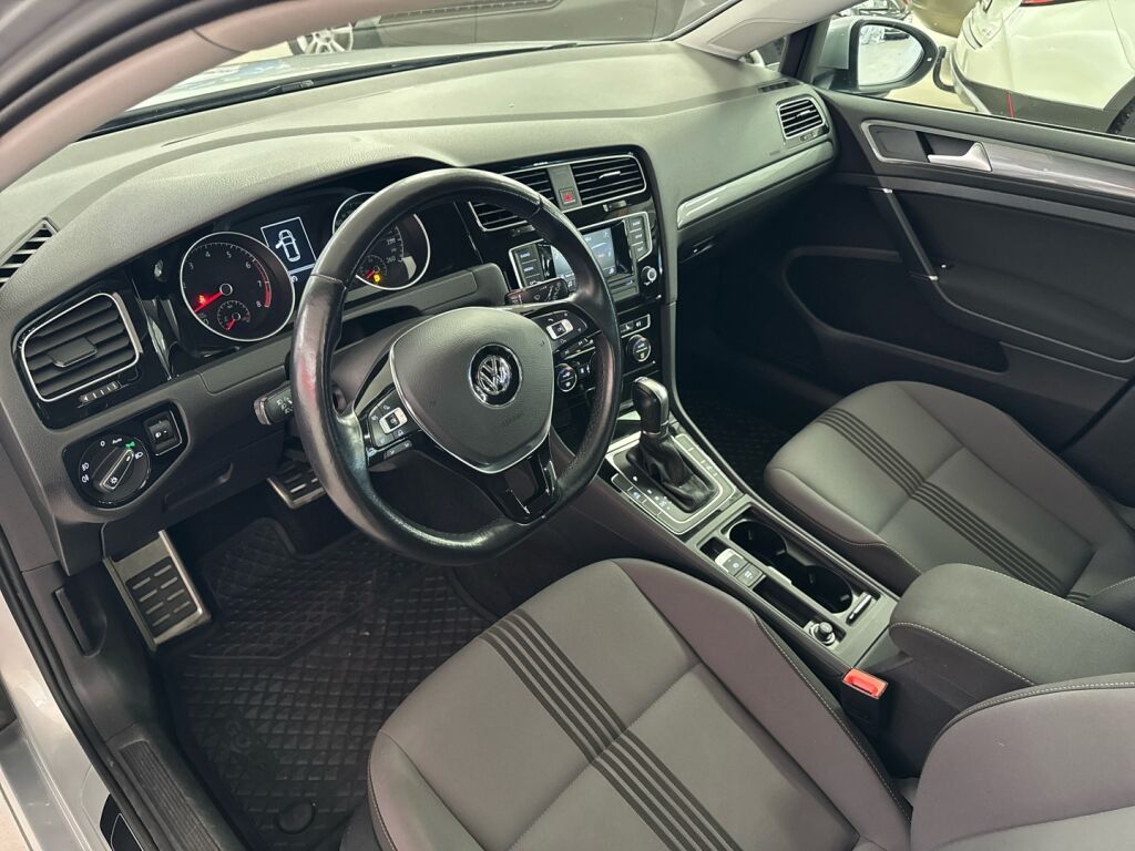 Volkswagen Golf 2016 Hopea