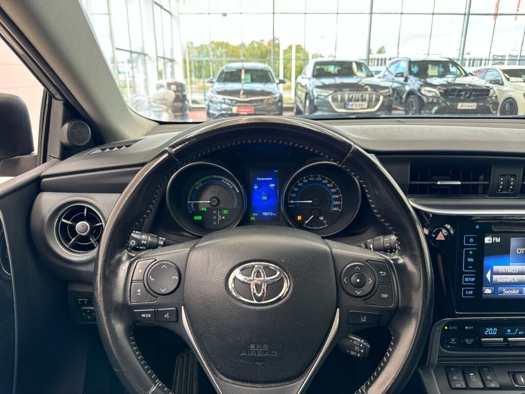 Toyota Auris 2016 Harmaa