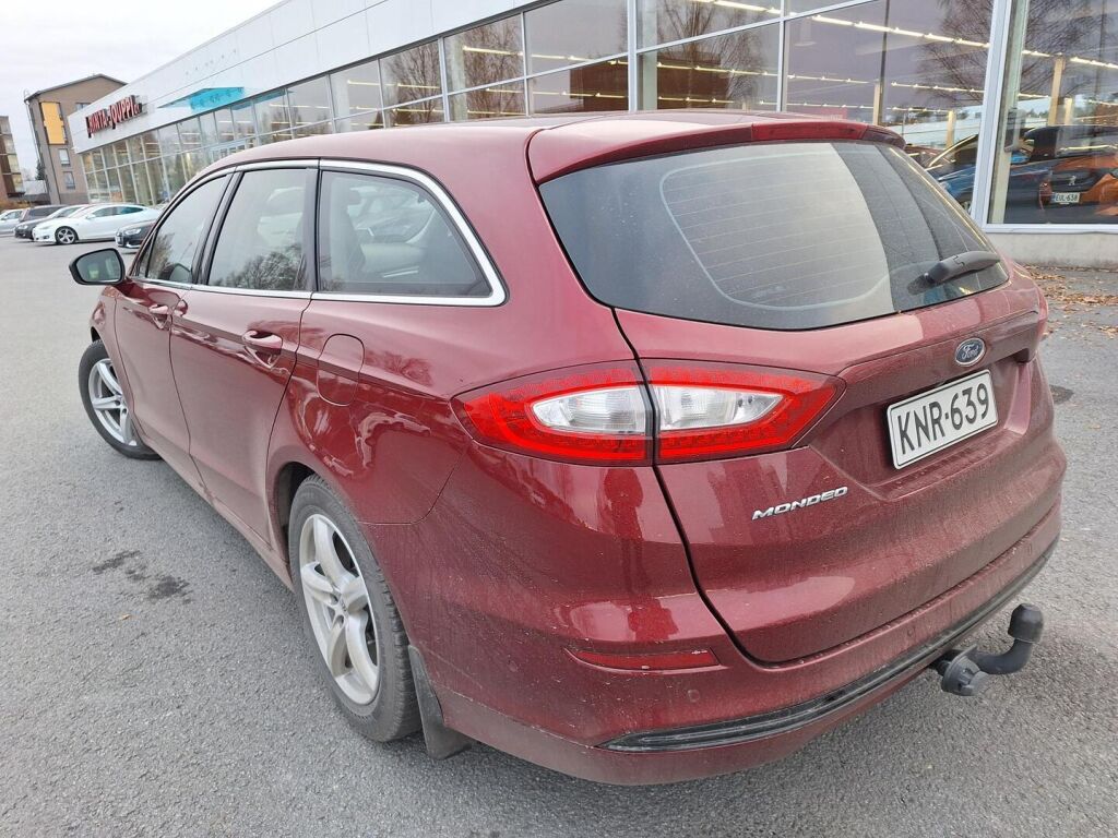 Ford Mondeo 2016 Punainen