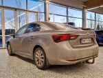 Toyota Avensis 2016 Ruskea (beige)