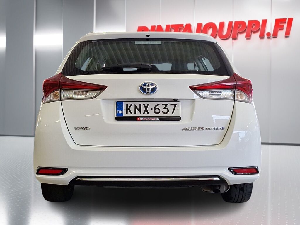 Toyota Auris 2016 Valkoinen