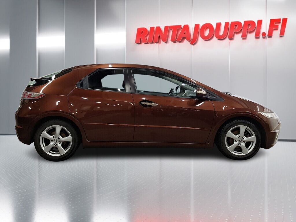 Honda Civic 2011 Ruskea (beige)