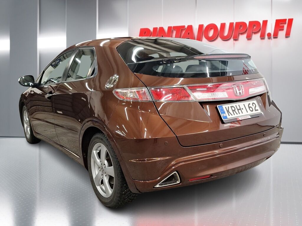 Honda Civic 2011 Ruskea (beige)