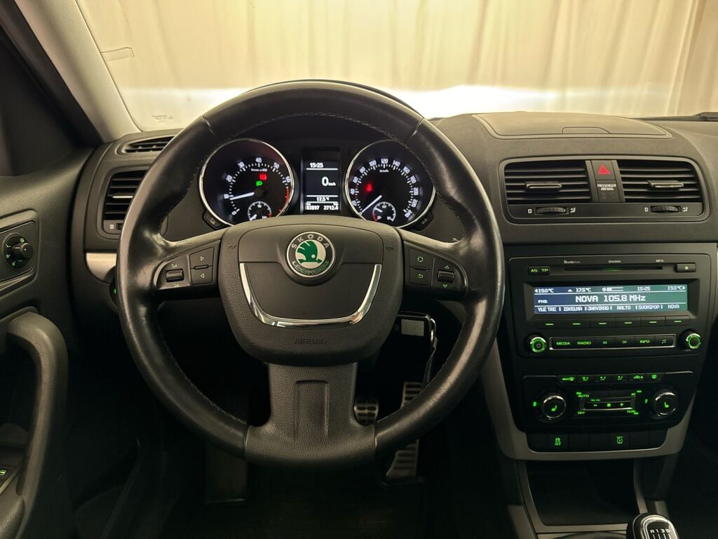 Skoda Yeti 2012 Ruskea (beige)