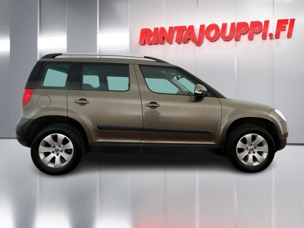 Skoda Yeti 2012 Ruskea (beige)