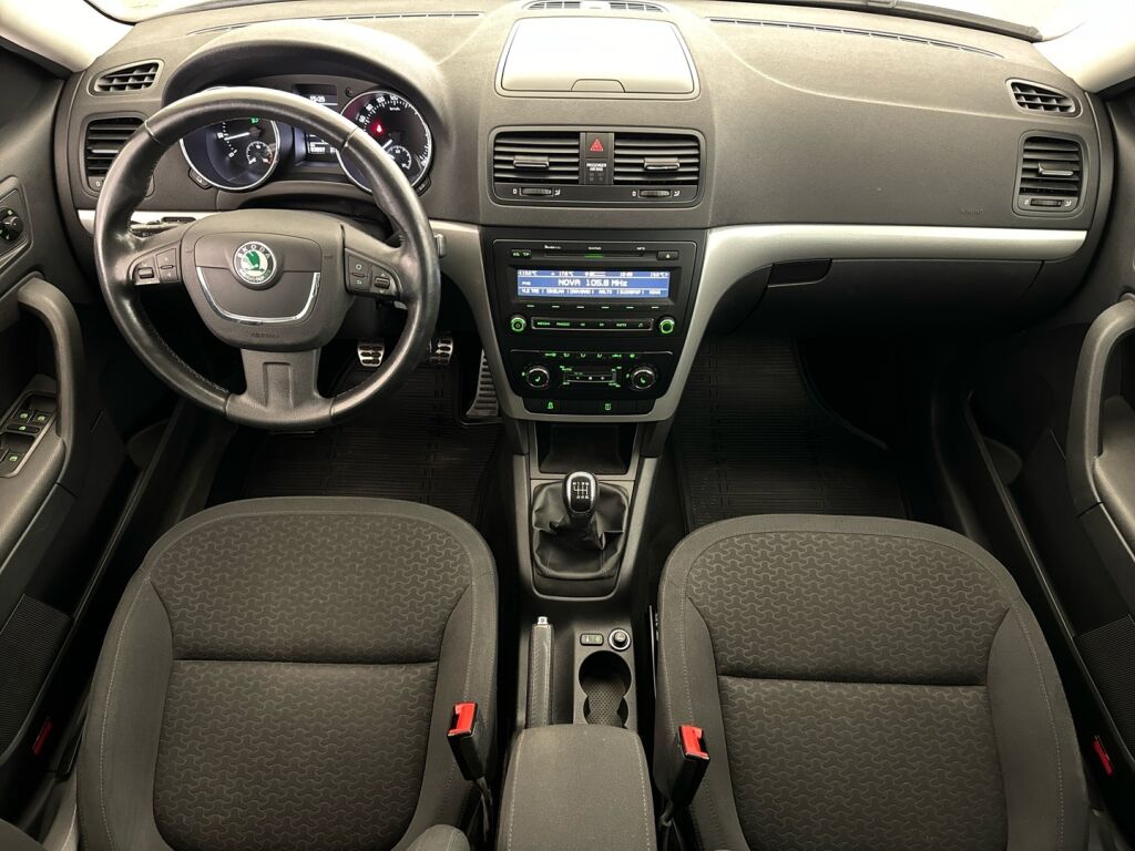 Skoda Yeti 2012 Ruskea (beige)