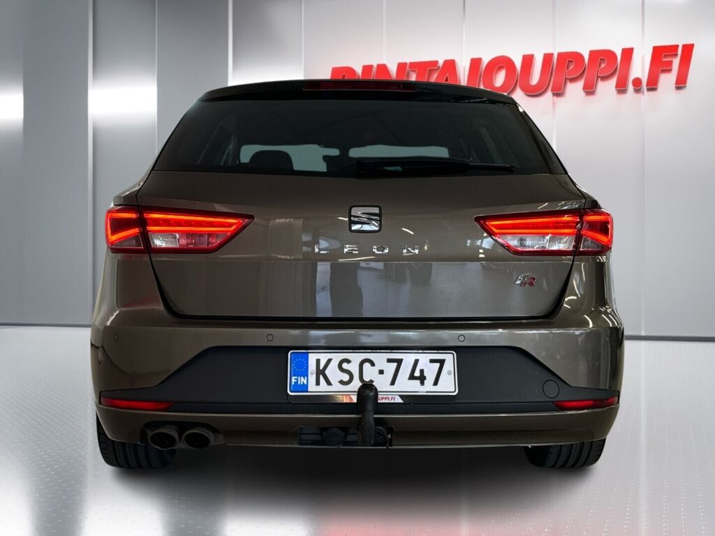 Seat Leon ST 2016 Ruskea (beige)