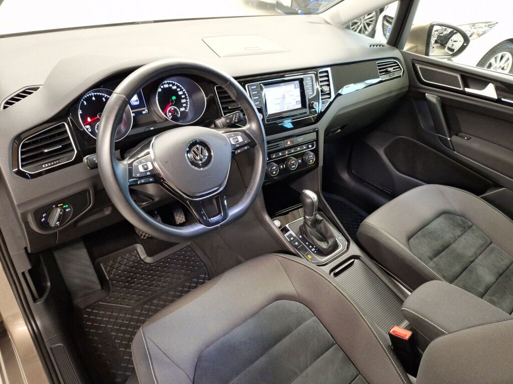 Volkswagen Golf Sportsvan 2014 Ruskea (beige)