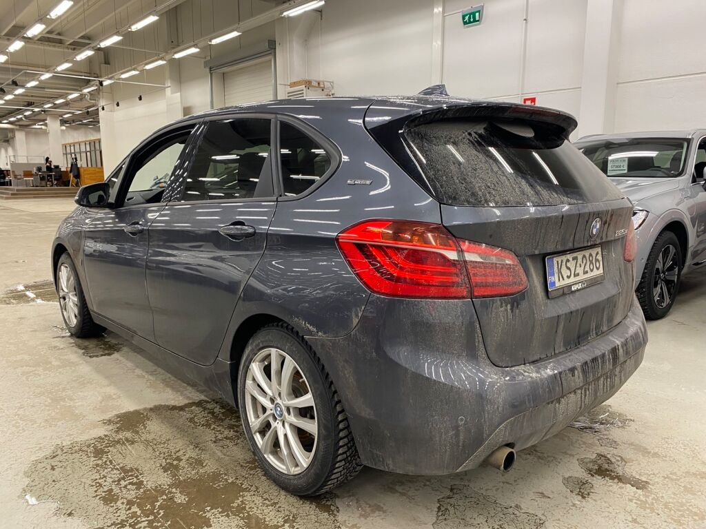 BMW 225 2017 Harmaa