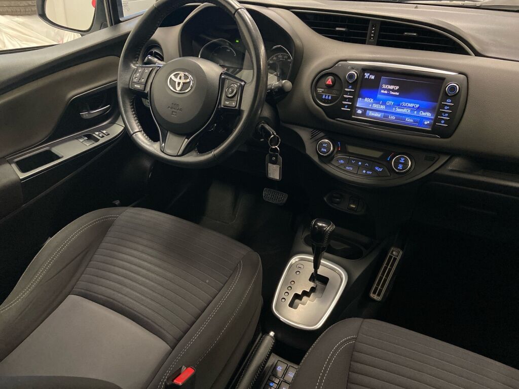 Toyota Yaris 2018 Valkoinen