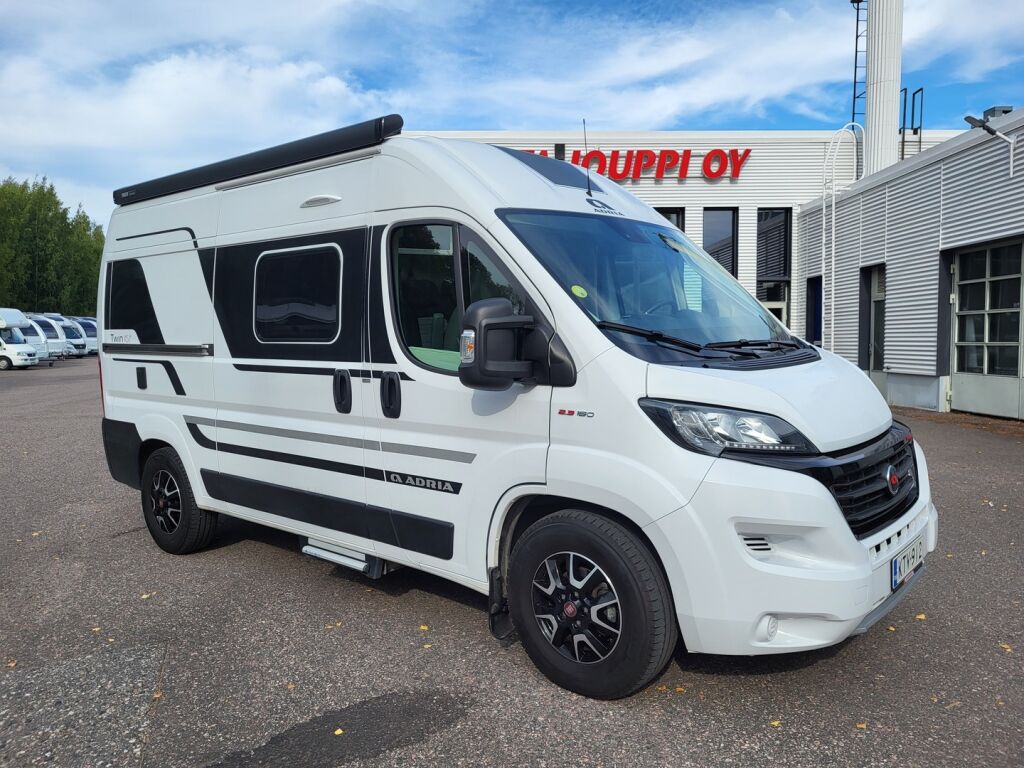 Adria Twin Plus 540 SP 2021 Valkoinen