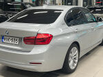 BMW 330 2017 Metalli hopea