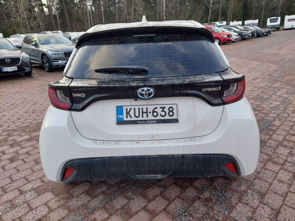 Toyota Yaris 2021 Valkoinen