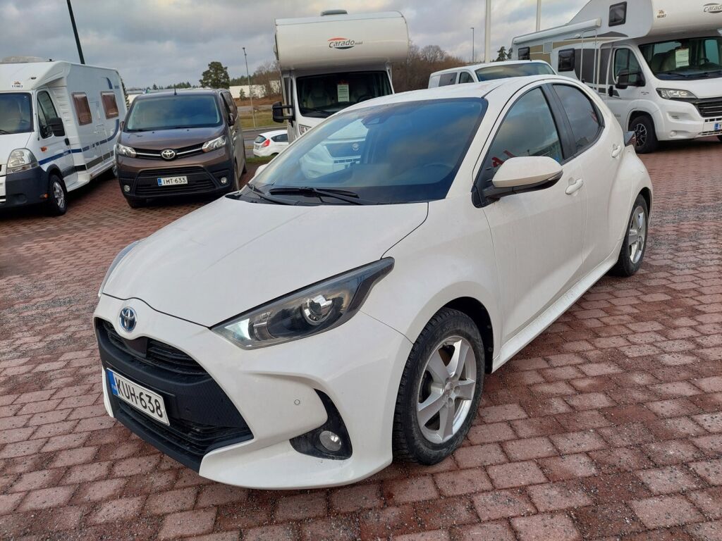 Toyota Yaris 2021 Valkoinen