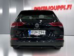 Volkswagen Golf 2021 Musta