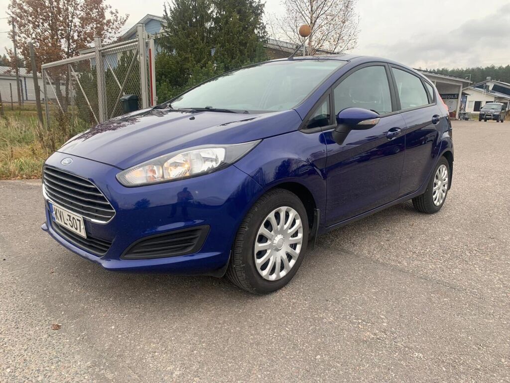 Ford Fiesta 2015 Sininen