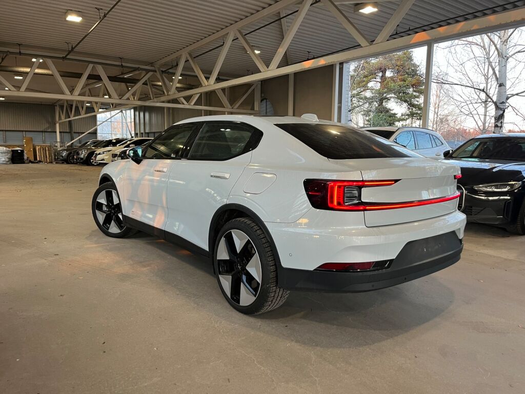 Polestar 2 2023 