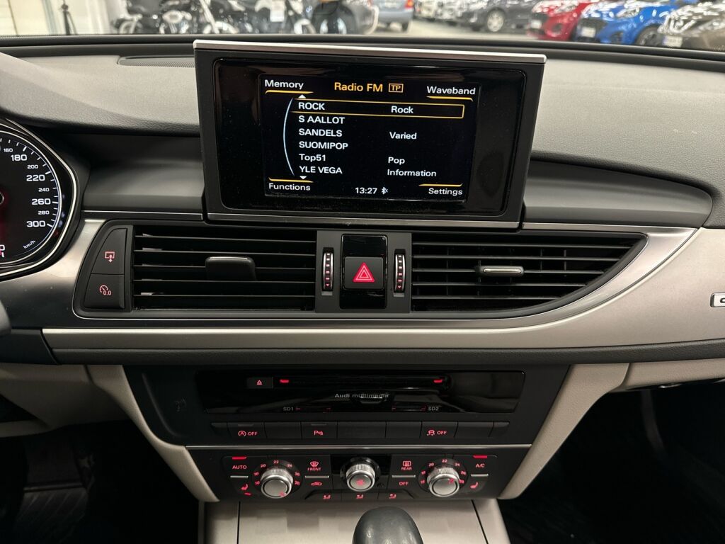 Audi A6 2016 Sininen