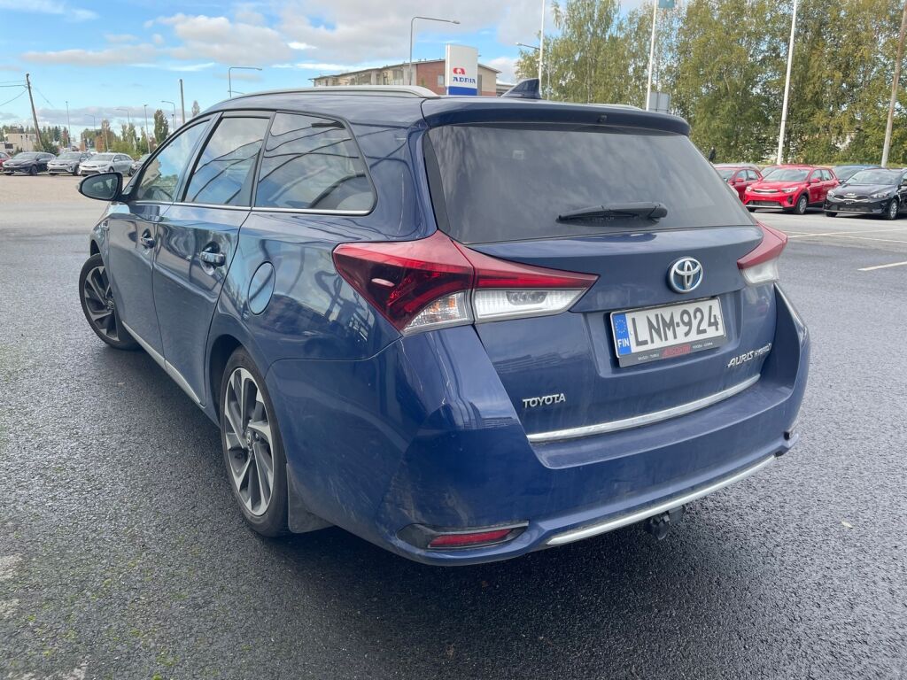 Toyota Auris 2016 Sininen