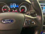 Ford Focus 2016 Punainen