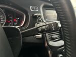 Volvo V40 Cross Country 2017 Punainen