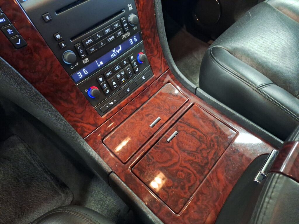 Cadillac ESCALADE AWD 2009 