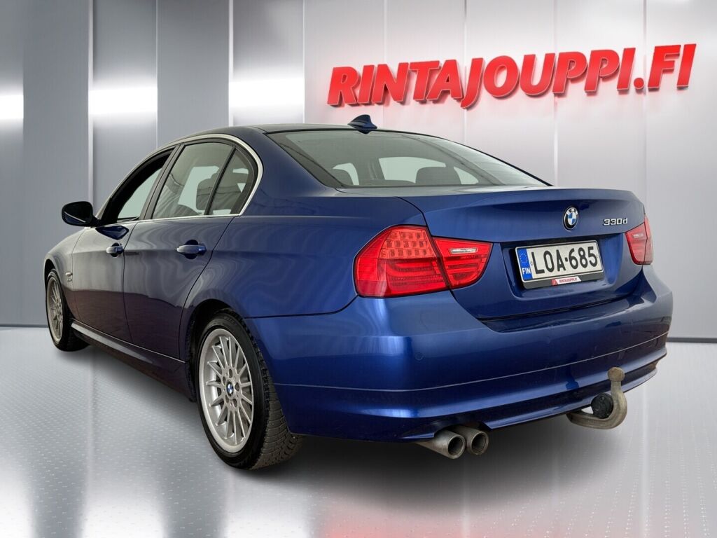 BMW 330 2010 Sininen