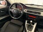 BMW 330 2010 Sininen