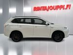 Mitsubishi Outlander PHEV 2014 Valkoinen