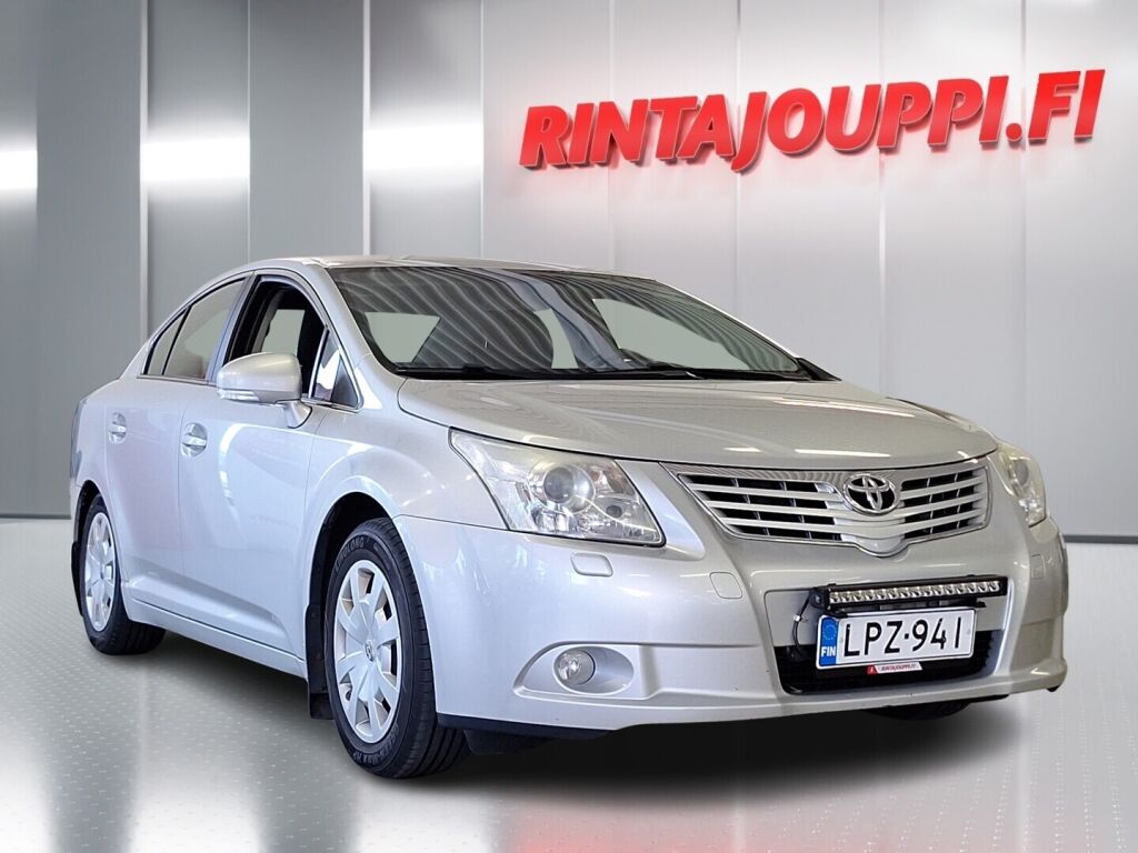 Toyota Avensis 2009 Hopea