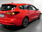 Ford Focus 2023 Punainen