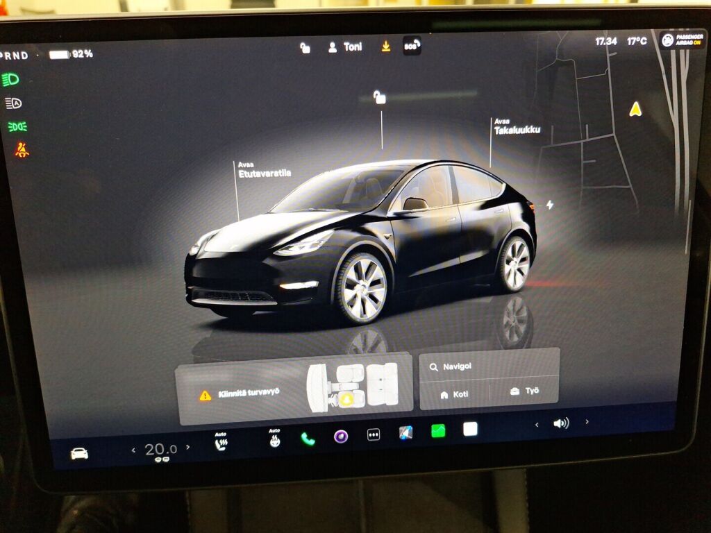 Tesla Model Y 2023 Musta