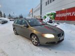 Volvo V70 2010 Vihreä