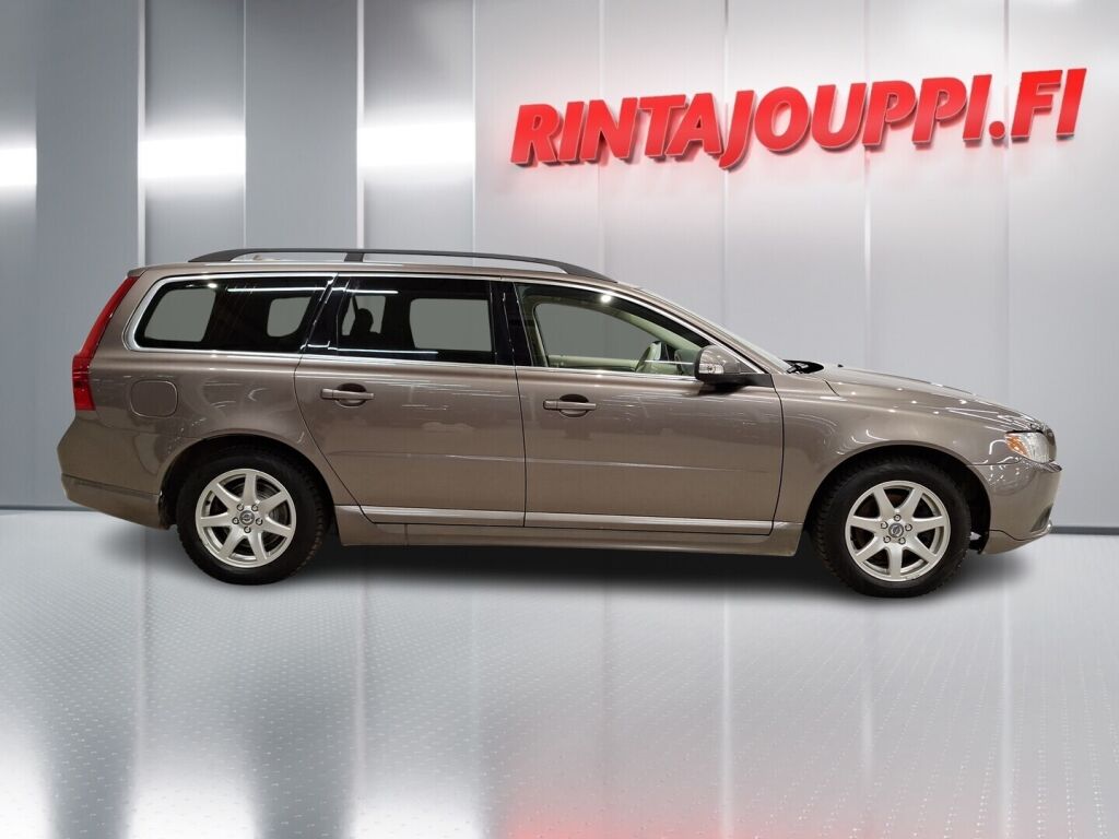 Volvo V70 2009 Harmaa