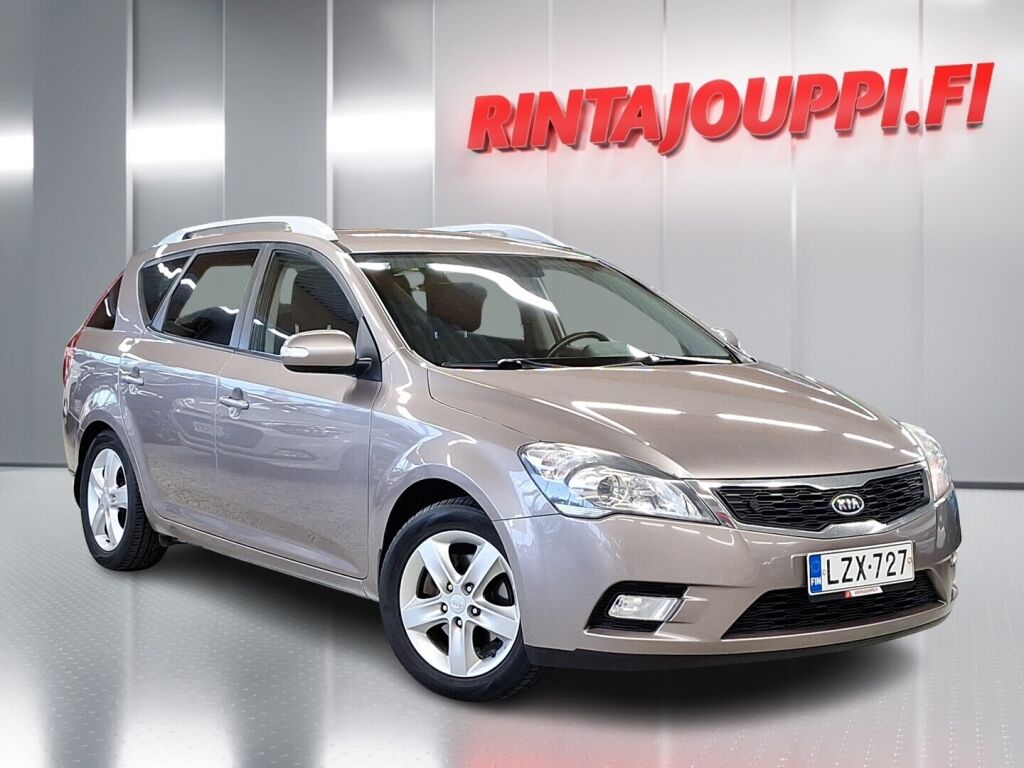 Kia Ceed 2012 Ruskea (beige)