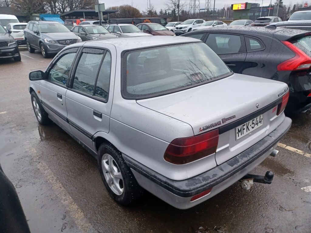 Mitsubishi Lancer 1991 Harmaa