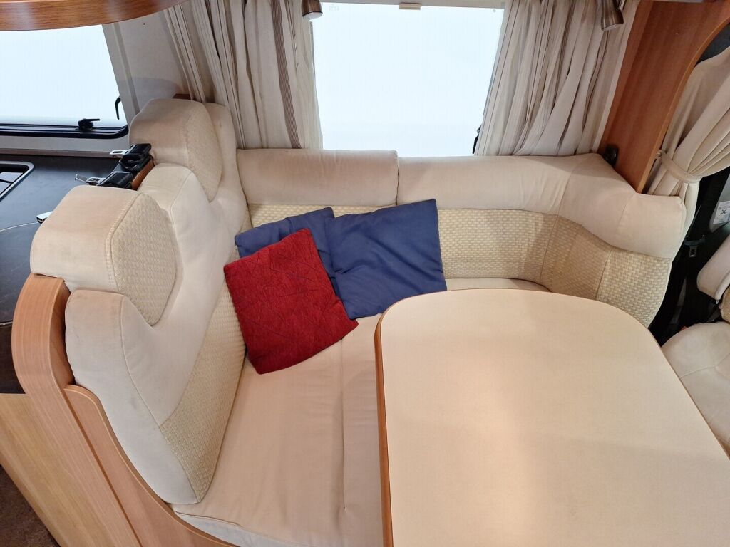 Hymer DUCATO 2011 Valkoinen