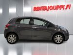 Toyota Yaris 2011 Harmaa