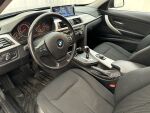 BMW 318 2013 Musta