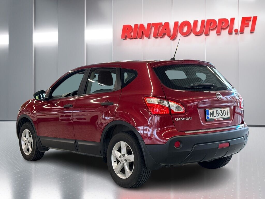 Nissan Qashqai 2013 Punainen