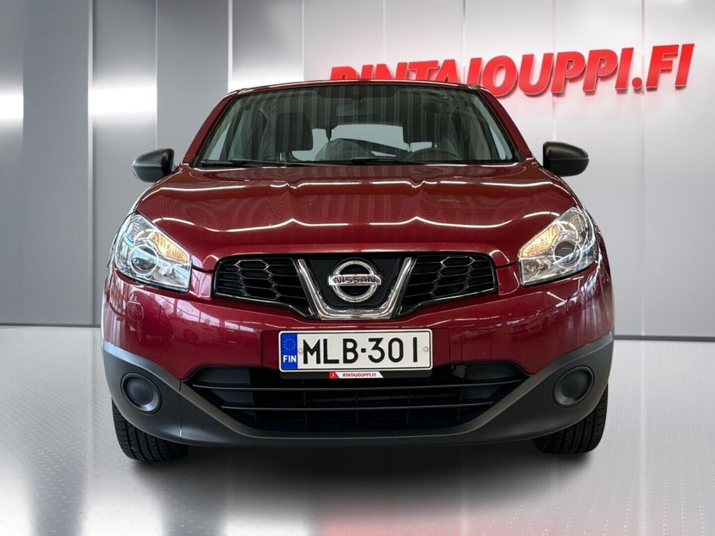 Nissan Qashqai 2013 Punainen