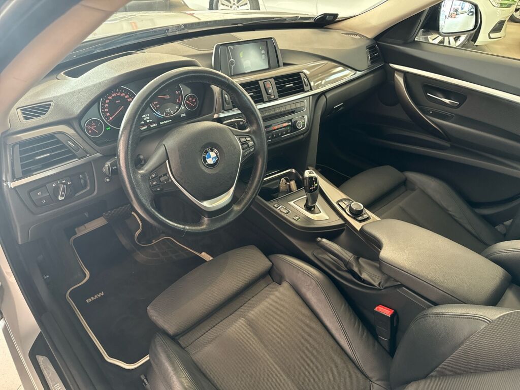 BMW 318 Gran Turismo 2013 Hopea