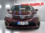 Toyota Avensis 2014 Punainen