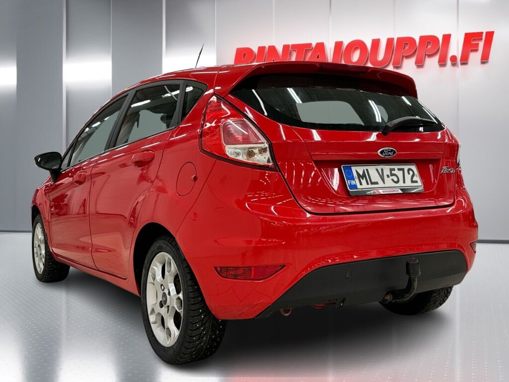 Ford Fiesta 2014 Punainen