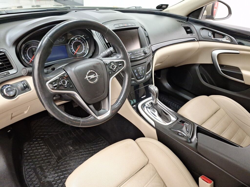 Opel Insignia 2014 Ruskea (beige)