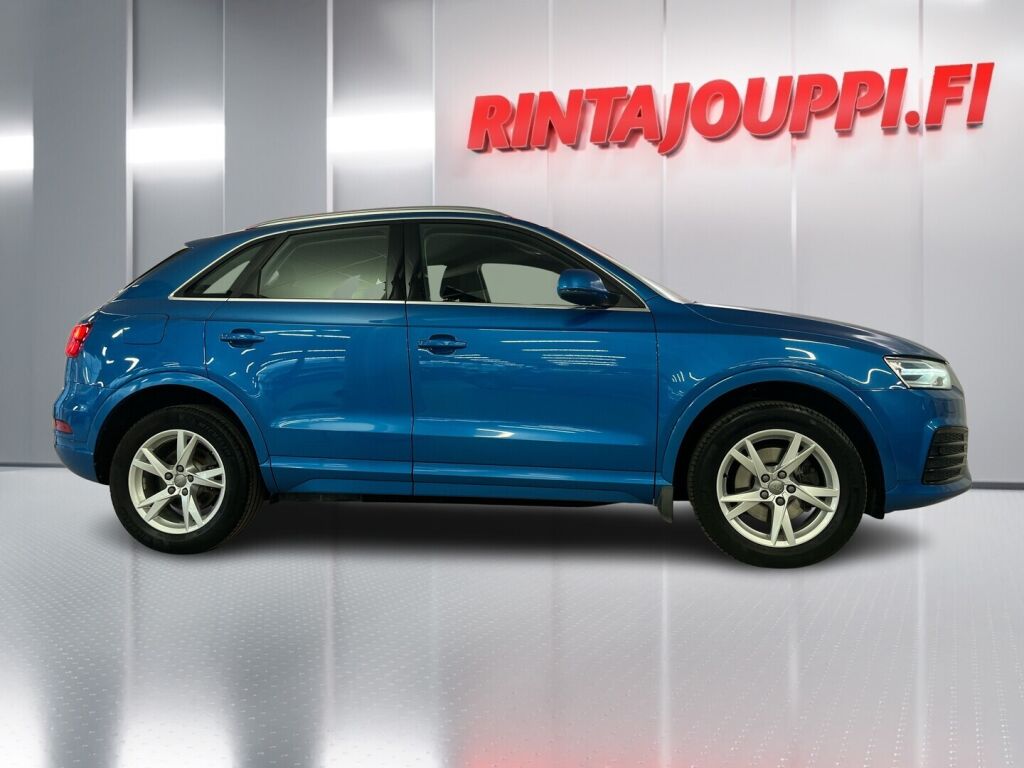 Audi Q3 2018 Sininen