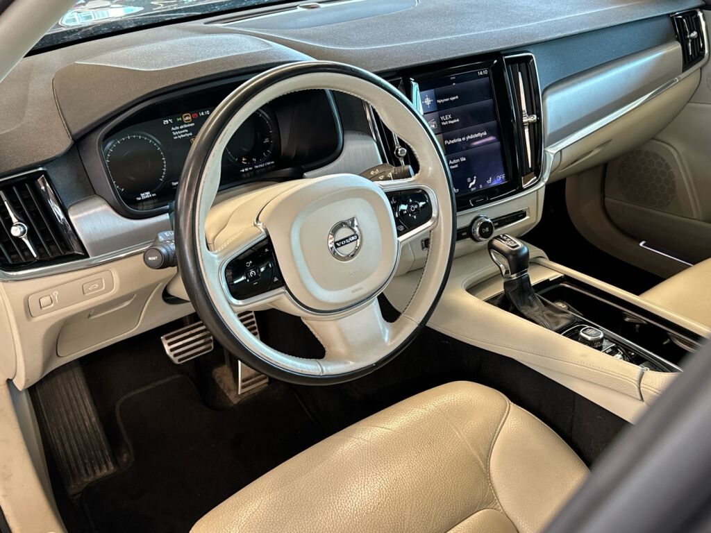 Volvo S90 2018 Harmaa