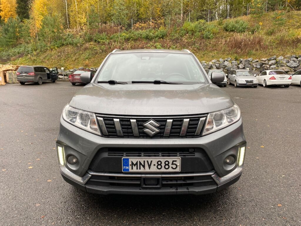 Suzuki Vitara 2019 Harmaa