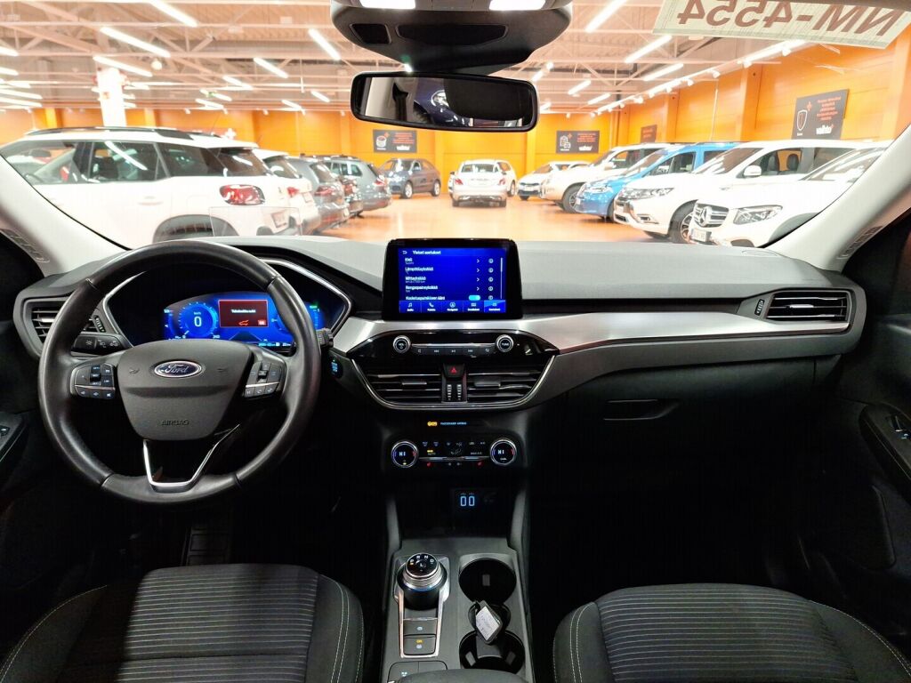 Ford Kuga 2021 Harmaa